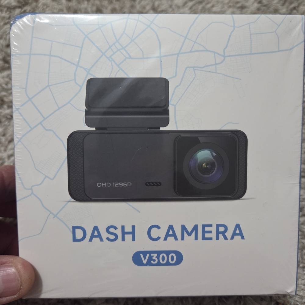 V300 Dash Camera with‎ 1296P Resolution